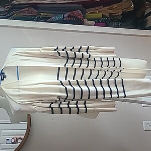 Express long cardigan long sleeve light material